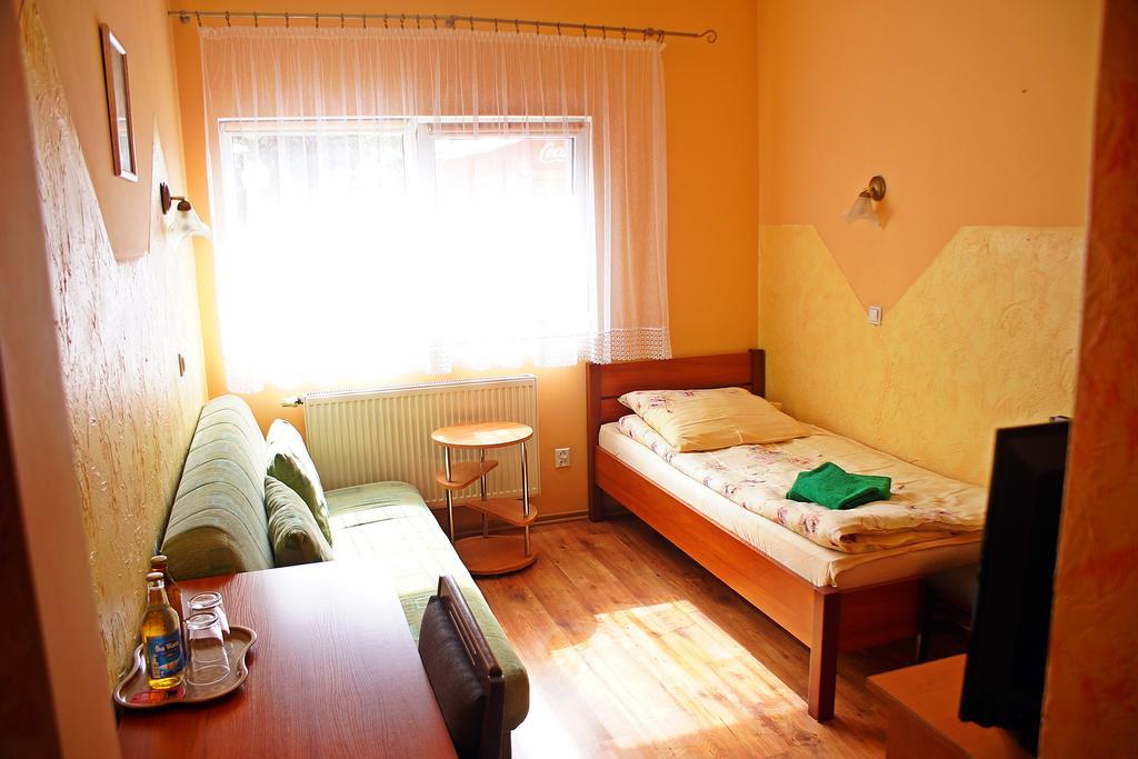Zajazd Wielka Zulawa Iława Exteriör bild
