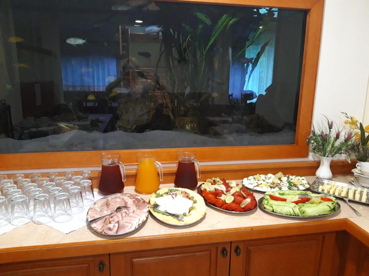 Zajazd Wielka Zulawa Iława Exteriör bild